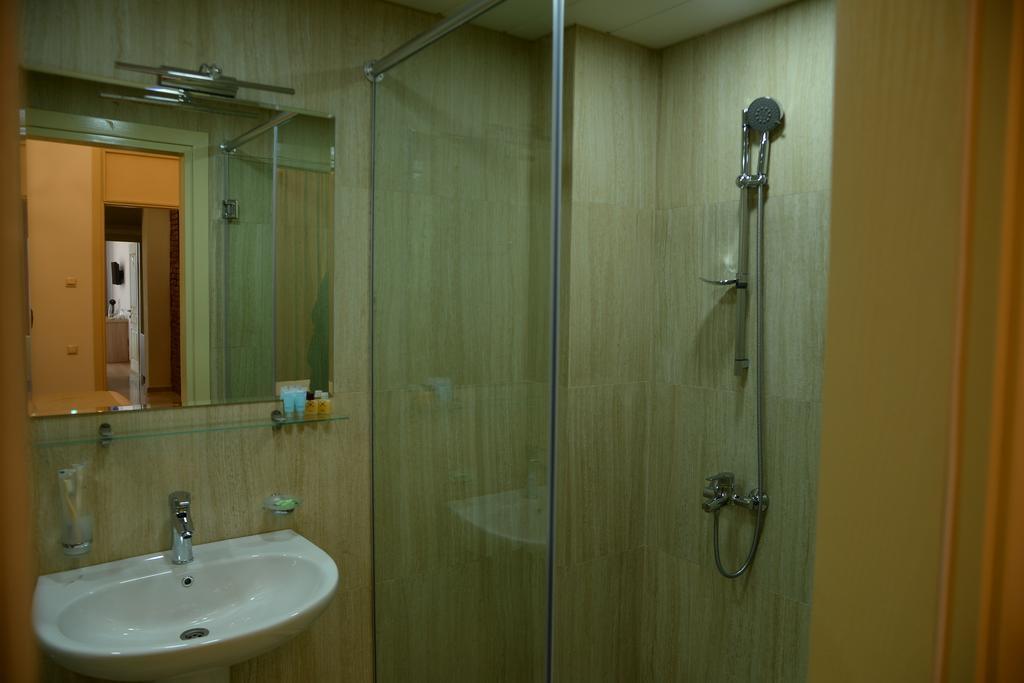 Hotel Varios Batumi Eksteriør bilde
