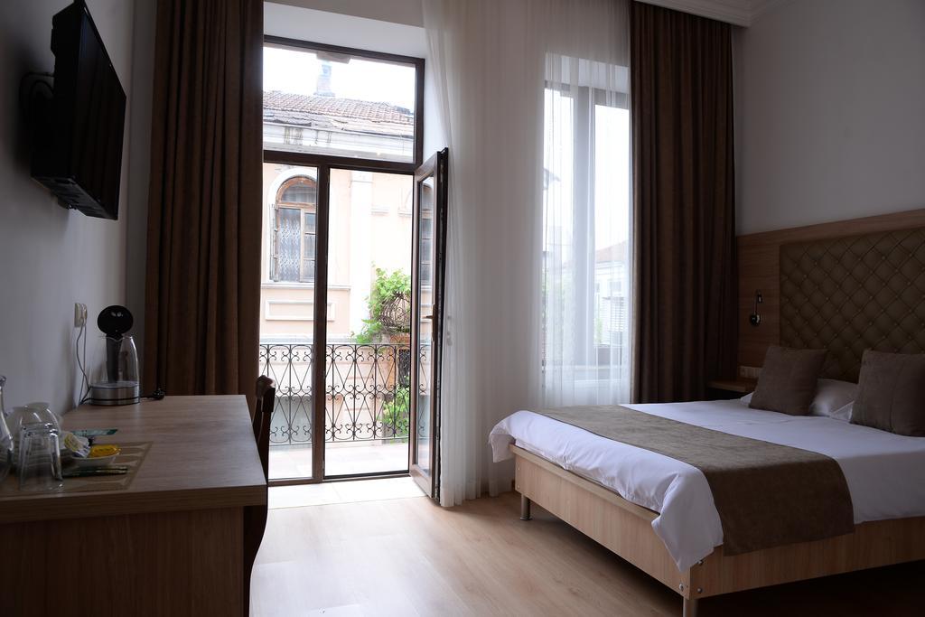 Hotel Varios Batumi Eksteriør bilde