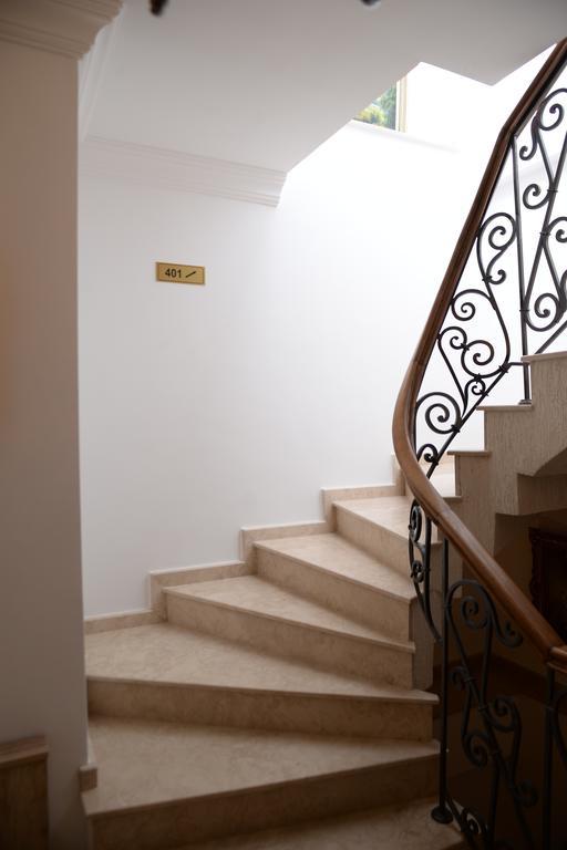 Hotel Varios Batumi Eksteriør bilde